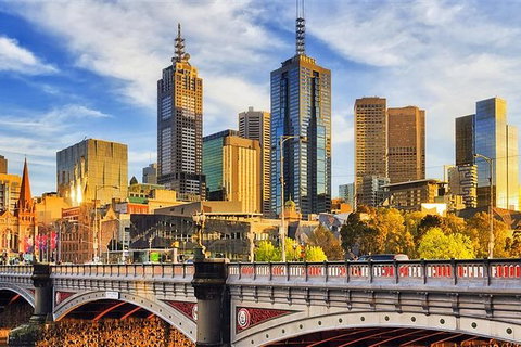 Departure Private Transfers: Melbourne To Melbourne Airport MEL In Luxury Van - Accommodation Bookings 2