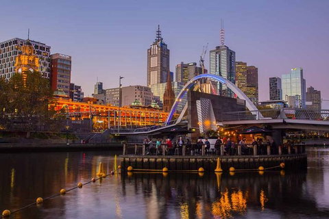 Departure Private Transfers: Melbourne To Melbourne Airport MEL In Luxury Van - Accommodation Bookings 6