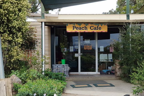 Day Tour Of Yarra Valley Puffing Billy And Rayners Orchard - Accommodation Bookings 38