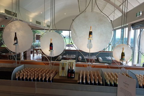 Day Tour Of Yarra Valley Puffing Billy And Rayners Orchard - Accommodation Bookings 8