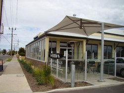 Wee Willie's Tavern - Accommodation Bookings 0