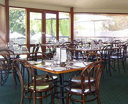 Oakbank Hotel - Accommodation Bookings 1