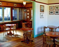O'Donoghue's Irish Pub - Accommodation Bookings 2