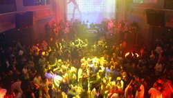 Q Bar - Accommodation Bookings 2