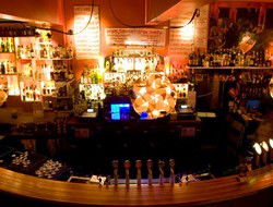 Crown And Sceptre Hotel - Accommodation Bookings 1