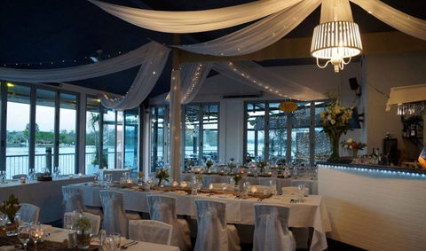 The River Deck On Noosa Marina - Accommodation Bookings 2