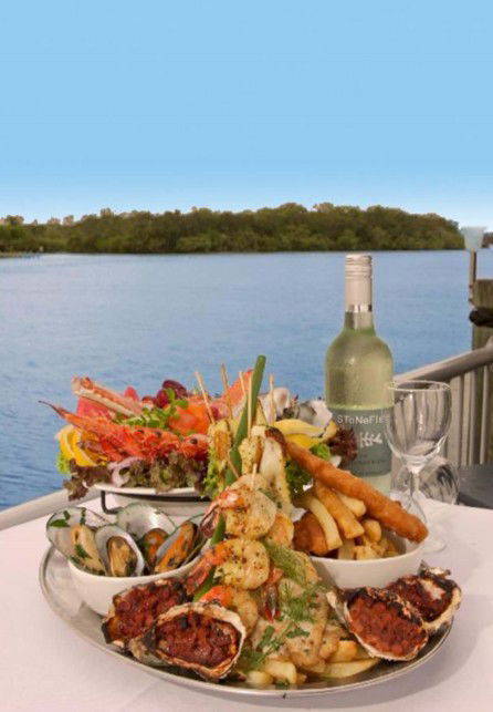 The River Deck On Noosa Marina - Accommodation Bookings 6
