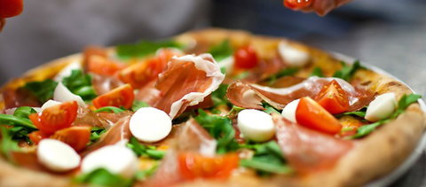 Camelot Gourmet Pizza - Accommodation Bookings 1