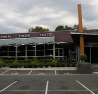 Sandown Park Hotel - Accommodation Bookings