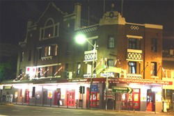 Captain Cook Hotel - Accommodation Bookings 1