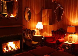 Back Bar - Accommodation Bookings 3