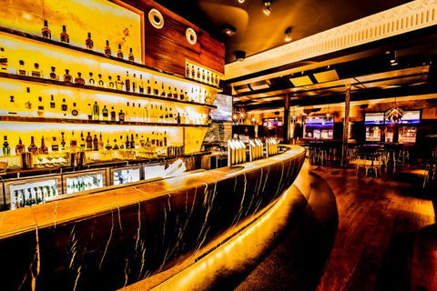 Empire Hotel - Accommodation Bookings 4