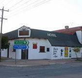 Black Lion Inn Hotel - Accommodation Bookings