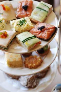 Cairns International Lobby Bar - Accommodation Bookings 1