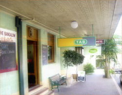 Bangalow Hotel - Accommodation Bookings 2