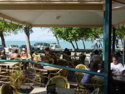 Apres Beach Bar & Grill - Palm Cove - Accommodation Bookings 2