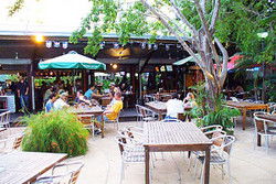 Lizard's Outdoor Bar And Grill - Accommodation Bookings 2