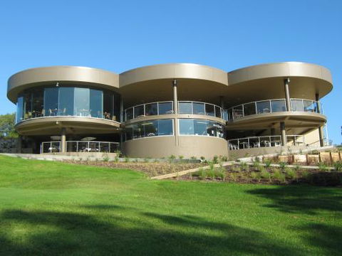 Huskisson RSL Club - Accommodation Bookings 3