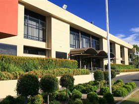The Grange Golf Club - Accommodation Bookings 1