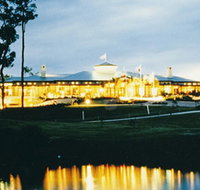 Arundel Hills Country Club - Accommodation Bookings