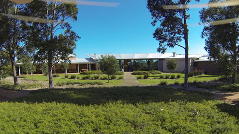 Evans & Tate - Accommodation Bookings 5