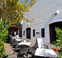 Jimmy Watson's - Accommodation Bookings