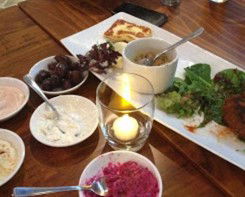 Carrara QLD Accommodation Bookings