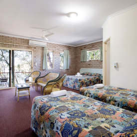 Waterfront Hotel - Accommodation Bookings 3