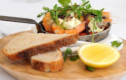 Newport Arms Hotel - Accommodation Bookings 1