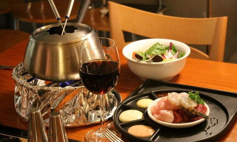 CJ's French Fondue Restaurant - Accommodation Bookings 1