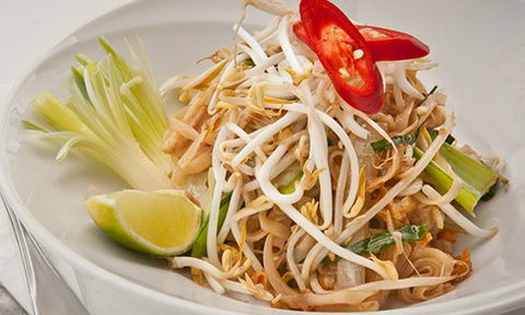Thai & I Restaurant - Accommodation Bookings 3