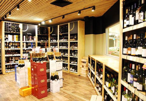 Vintage Cellars - Accommodation Bookings 4
