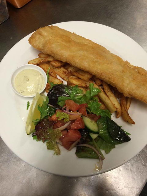 Coomera Waters Tavern - Accommodation Bookings 4