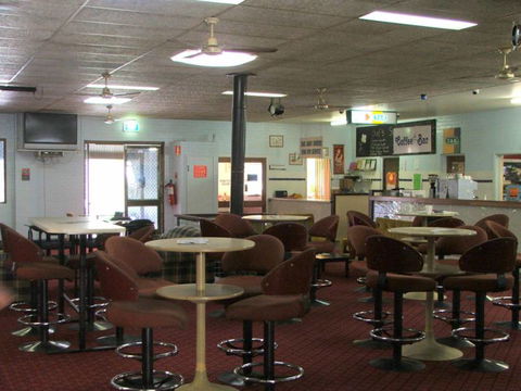 Old Bar Tavern - Accommodation Bookings 3