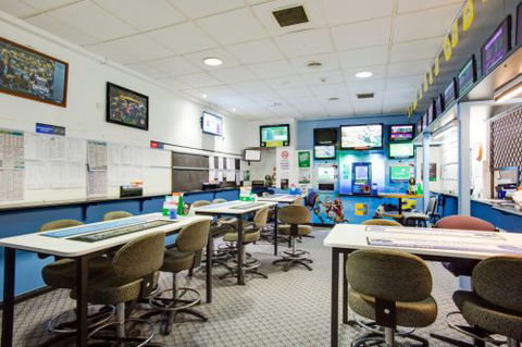 Taree Leagues Sports Club - Accommodation Bookings 1