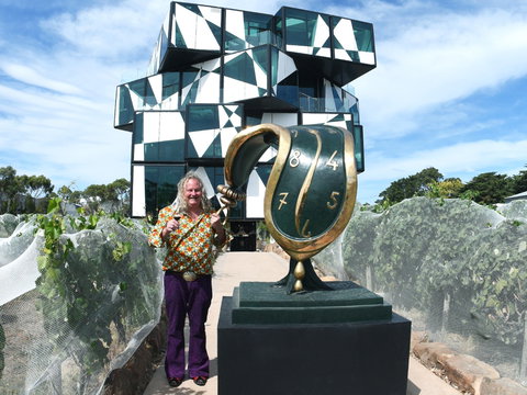 Salvador Dali Sculpture Exhibition - Accommodation Bookings 0