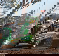 Barmedman Twilight Modified Tractor Pull - Accommodation Bookings