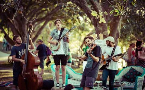 Buskers By The Lake - Accommodation Bookings 1