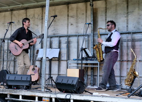 Jamming At Jingellic - Accommodation Bookings 1
