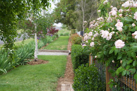 Millthorpe Garden Ramble - Accommodation Bookings 0