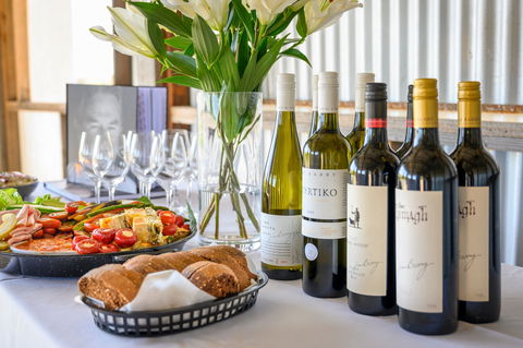 Four Seasons In The Armagh Vineyard - Accommodation Bookings 6