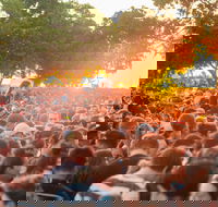 People's Choice BASSINTHEGRASS - Accommodation Bookings