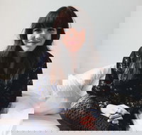 The Barn at Wombat Flat presents Louise Adams Alive and Streaming - Accommodation Bookings