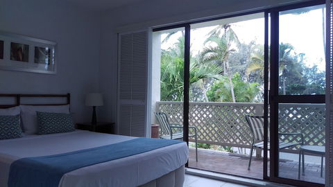 Beachfront Terraces - Accommodation Bookings 6