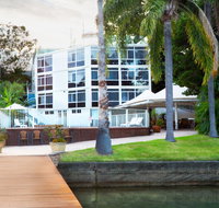 Metro Mirage Hotel Newport - Accommodation Bookings