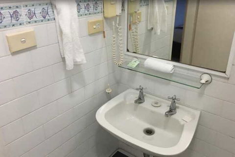 Oxley Cove Apartments - Accommodation Bookings 7