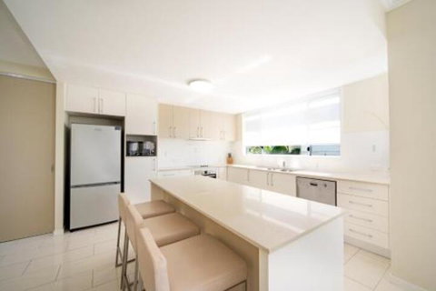 Summit Apartments Airlie Beach - Accommodation Bookings 1