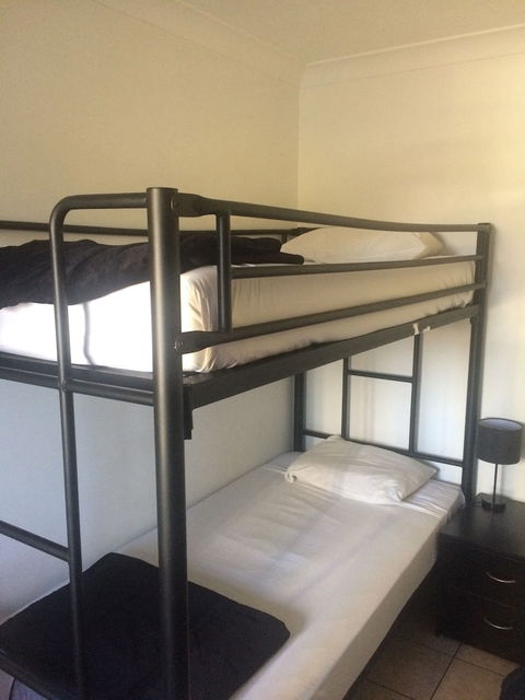 Arrival Accommodation Centre - Accommodation Bookings 3