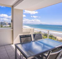 84 The Spit Holiday Apartments