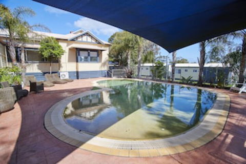Amaroo Holiday Park - Accommodation Bookings 0